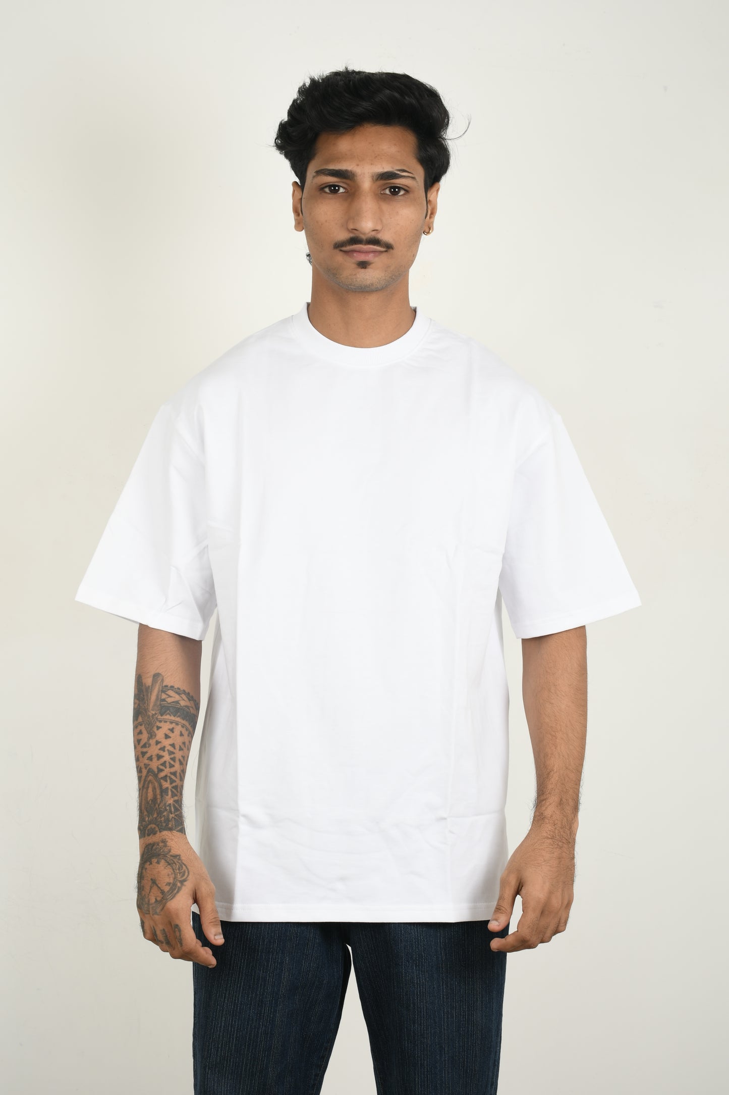 White - Basic Solid Oversized Cotton Tee